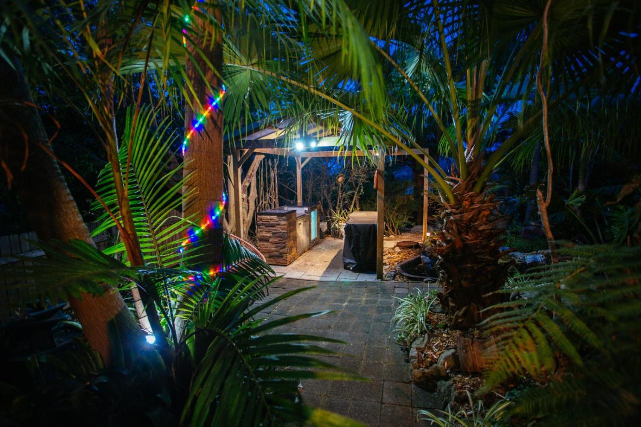 Marazul Paradise Beach House- Panoramic Ocean Views Vincentia Exterior photo